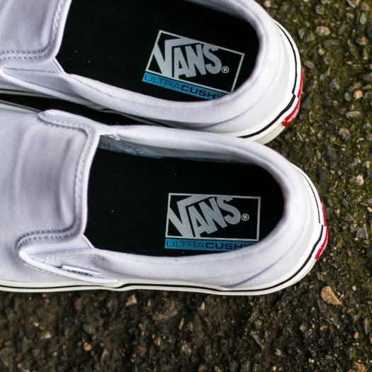 Vans slip on ultracush lite on sale