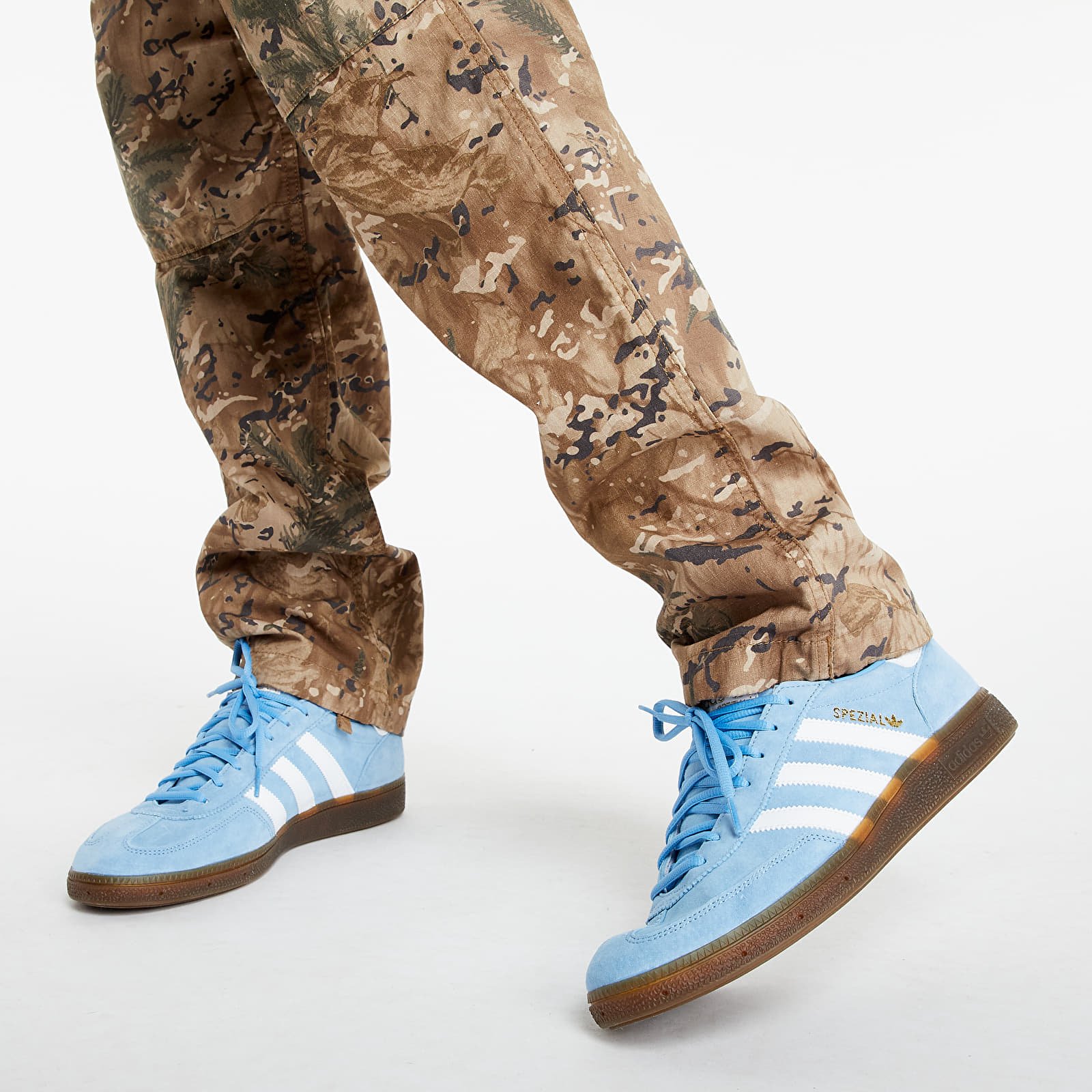 Carhartt wip discount aviation pant camo