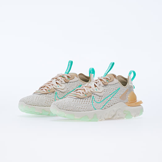 air max 90 cargo khaki on feet