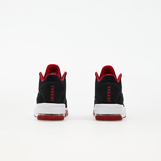 Jordan Max Aura 2 GS