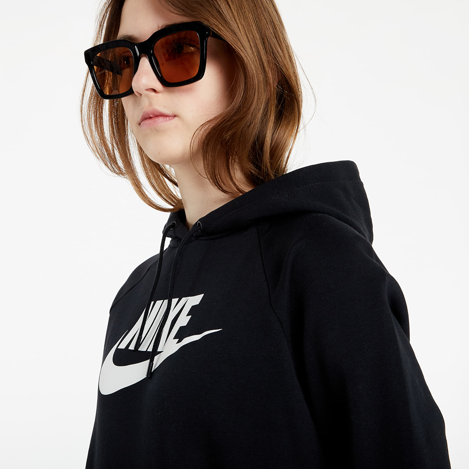 Sweatjacken und Sweatshirts Nike Sportswear Essential Hoodie Black/ White