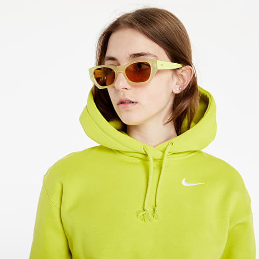 crewneck sweatshirt nike