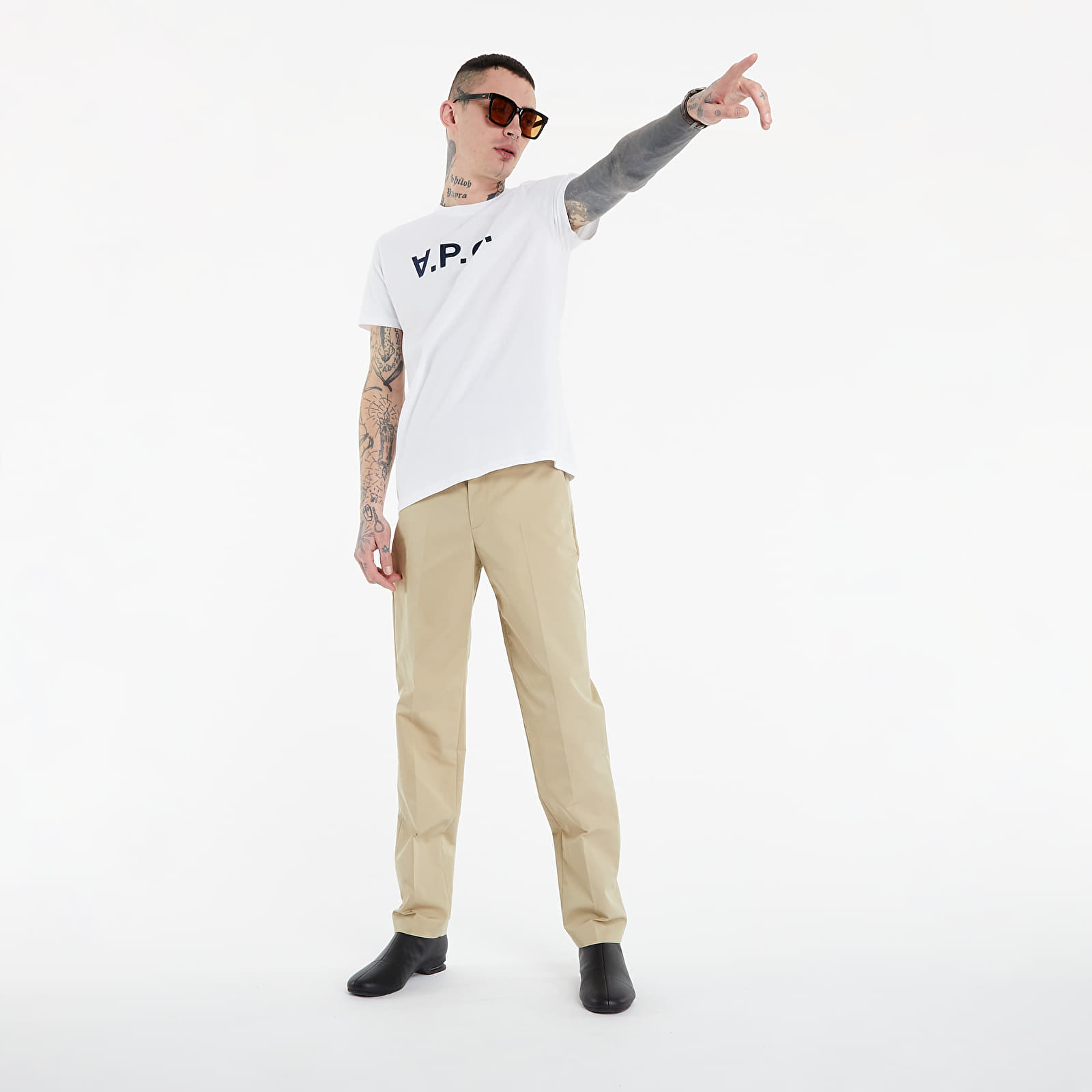 Broeken en spijkerbroeken A.P.C. Barnabe Chinos Pants Beige