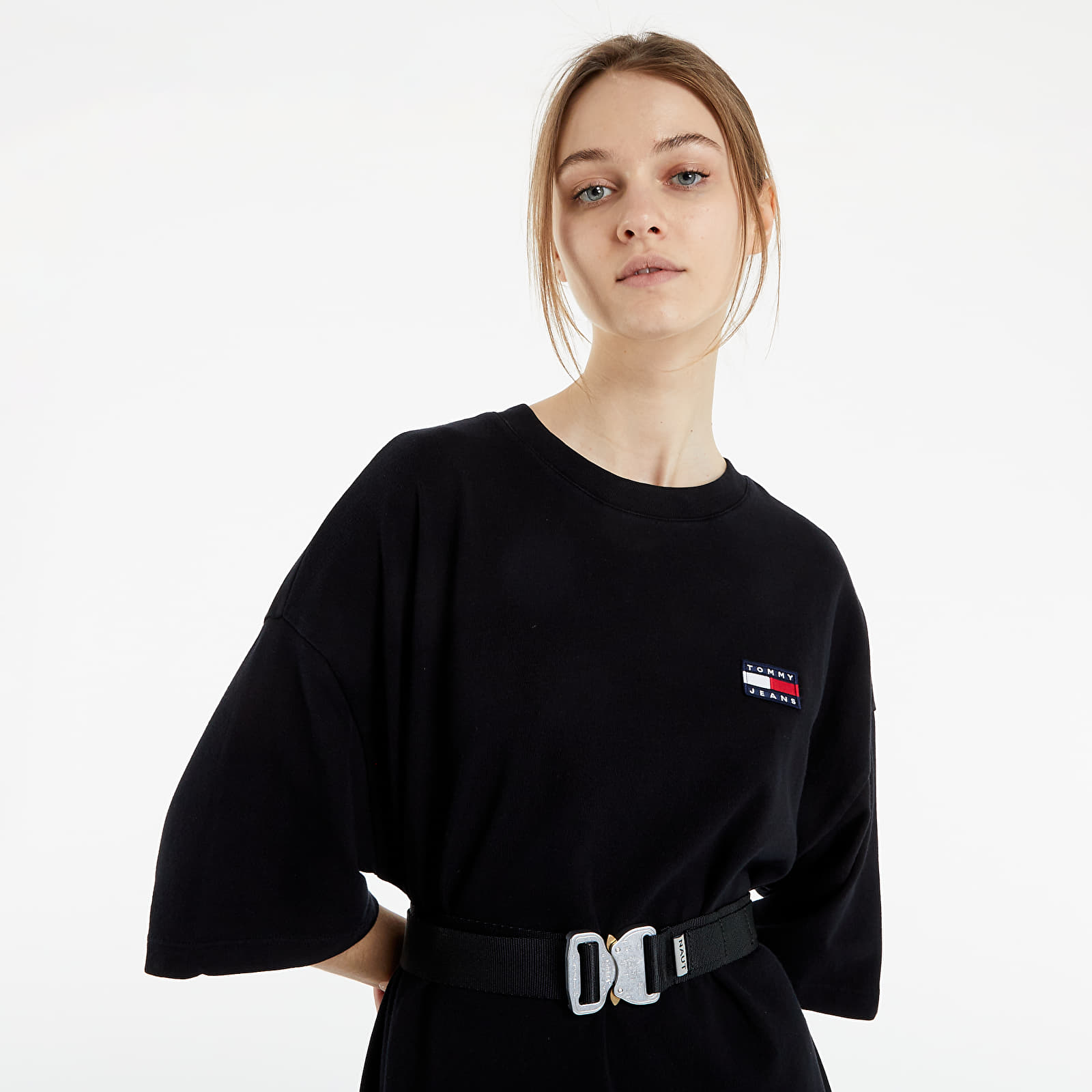 Suknelė Tommy Jeans Oversized Badge Tee Dress Black