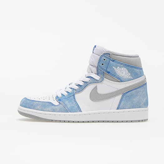 Men s shoes Air Jordan 1 Retro High OG Hyper Royal White Lt Smoke Grey Footshop