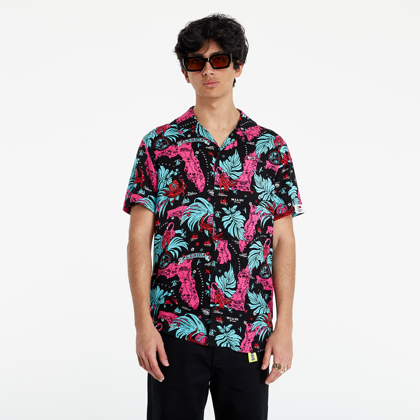 Marškiniai Tommy Jeans Miami Print Camp Shirt Black Miami Aop