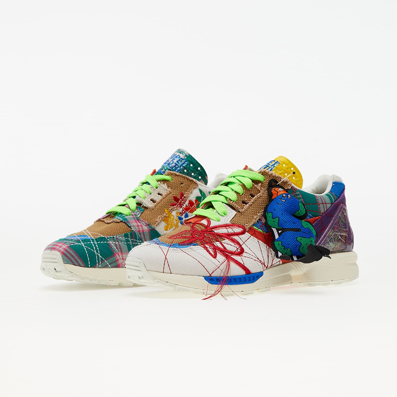 Scarpe uomo adidas x Sean Wotherspoon ZX 8000 "Superearth" Off White/ Blue Bird/ Red