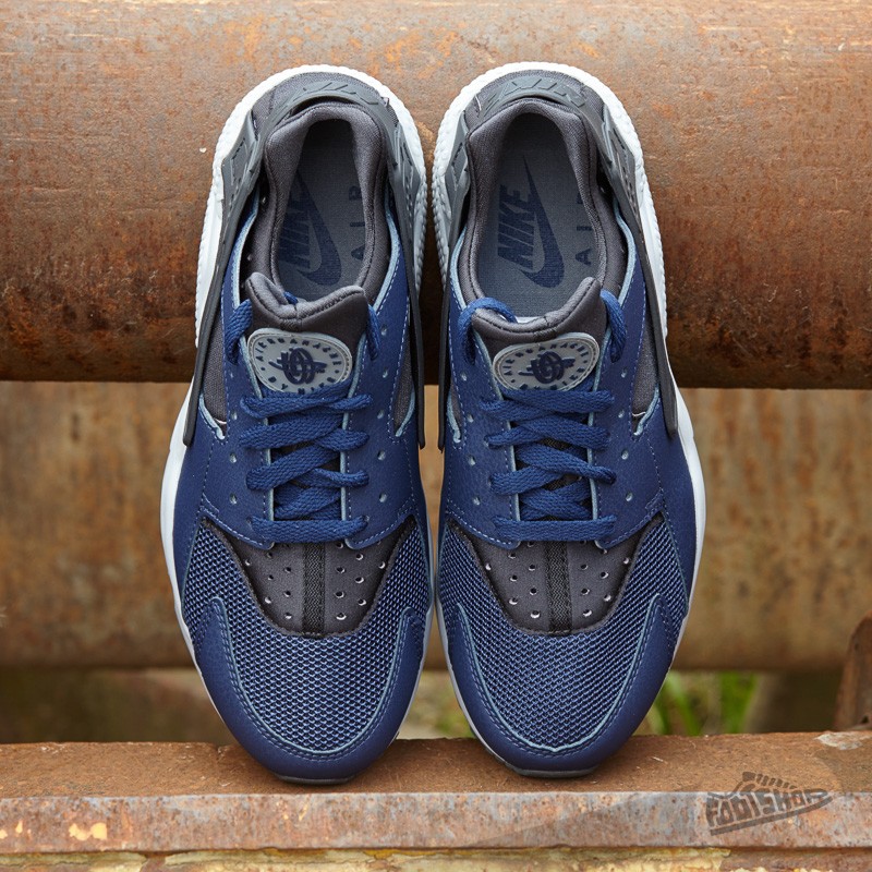 Midnight shop navy huarache