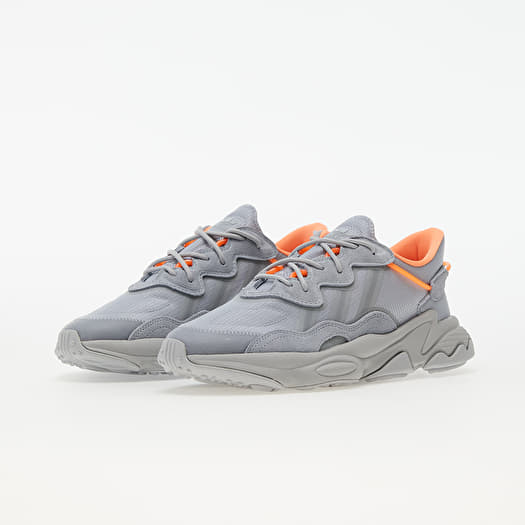 adidas Ozweego