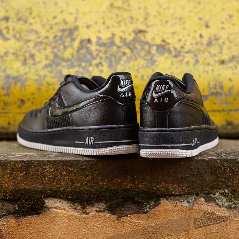 Scarpe donna Nike Air Force 1 LV8 (GS) Black/ Black-Summit White-Chrome
