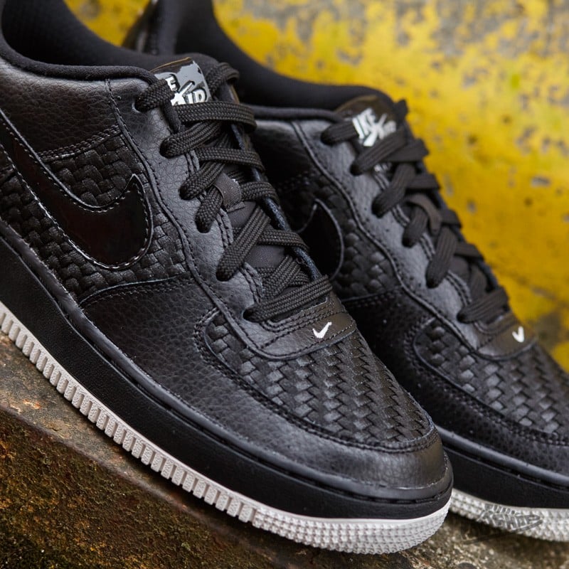 Scarpe donna Nike Air Force 1 LV8 (GS) Black/ Black-Summit White-Chrome