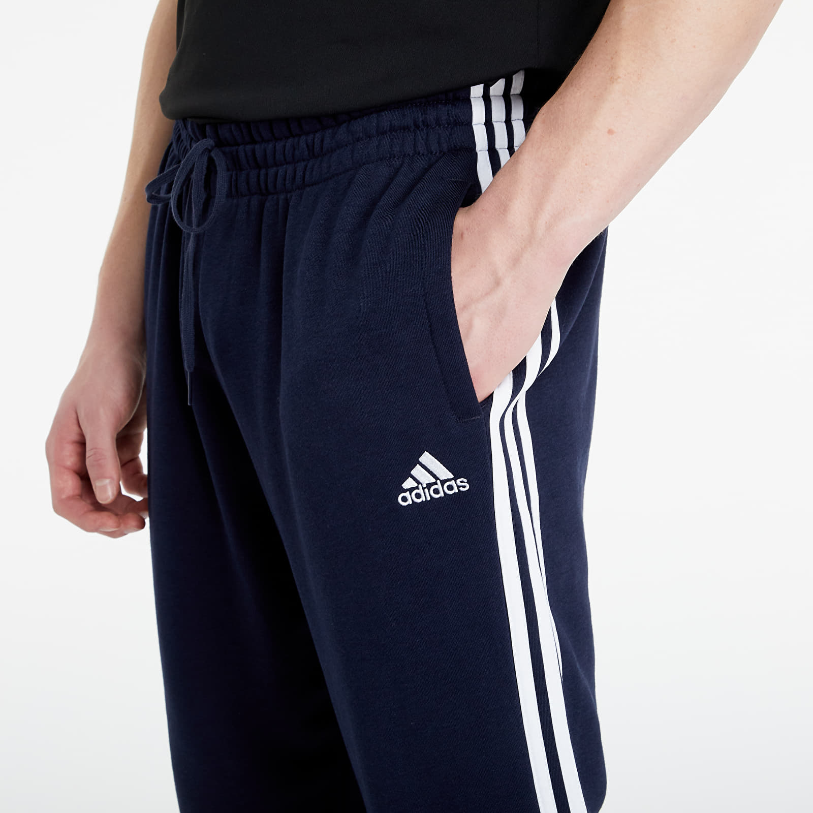 Spodnie dresowe adidas Essentials Frech Terry 3-Stripes Pants Legend Ink/ White