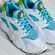 Women s shoes Nike Wmns Air Huarache Run White Gamma Blue Electric Green Footshop