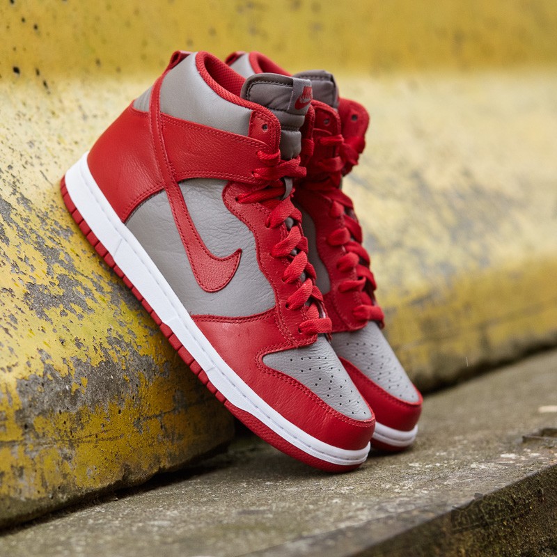 Dámské tenisky a boty Nike Wmns Dunk Retro QS Soft Grey/ University Red