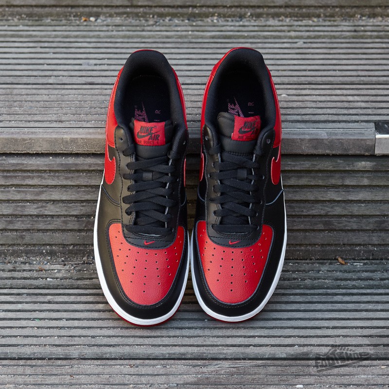 Herren Sneaker und Schuhe Nike Air Force 1 Black/ Gym Red-White