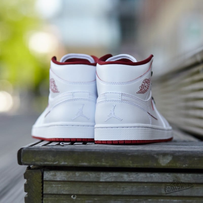 Chaussures et baskets homme Air Jordan 1 Mid White/ Gym Red-Black