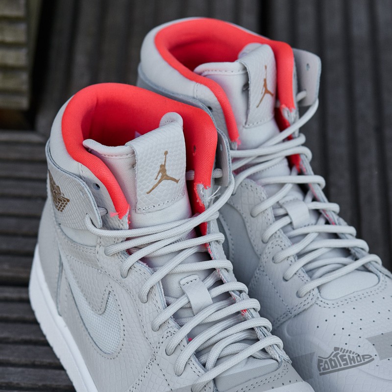Moški čevlji Air Jordan 1 Retro High Nouveau Light Bone/ Metalic Cappuccino-White-Infra