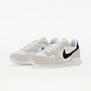 Nike internationalist on sale black metallic gold