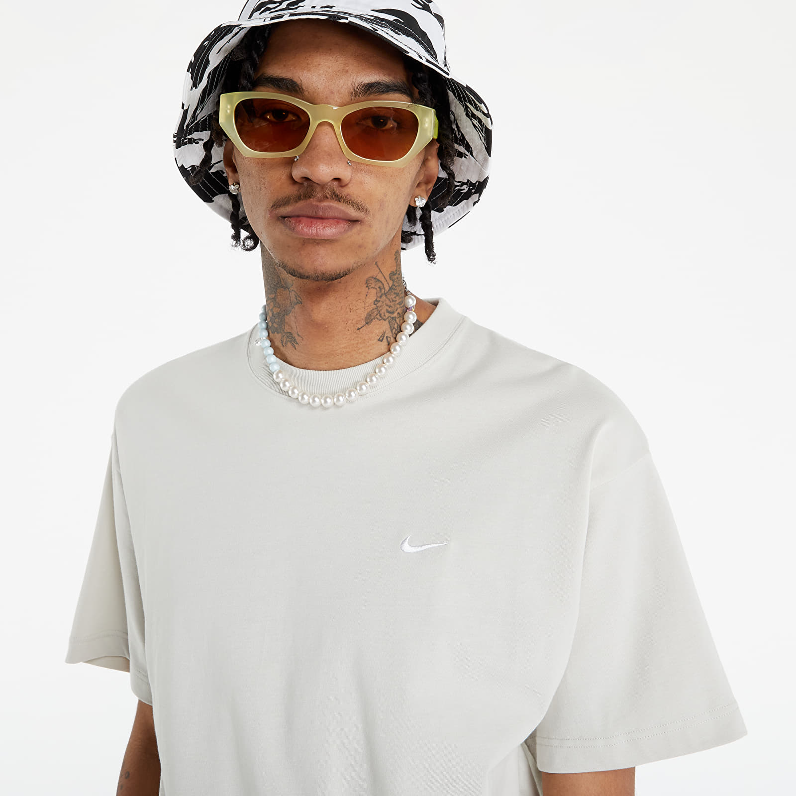 nikelab white t shirt