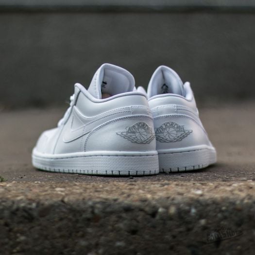 Men s shoes Air Jordan 1 Low White White Metallic Silver Footshop