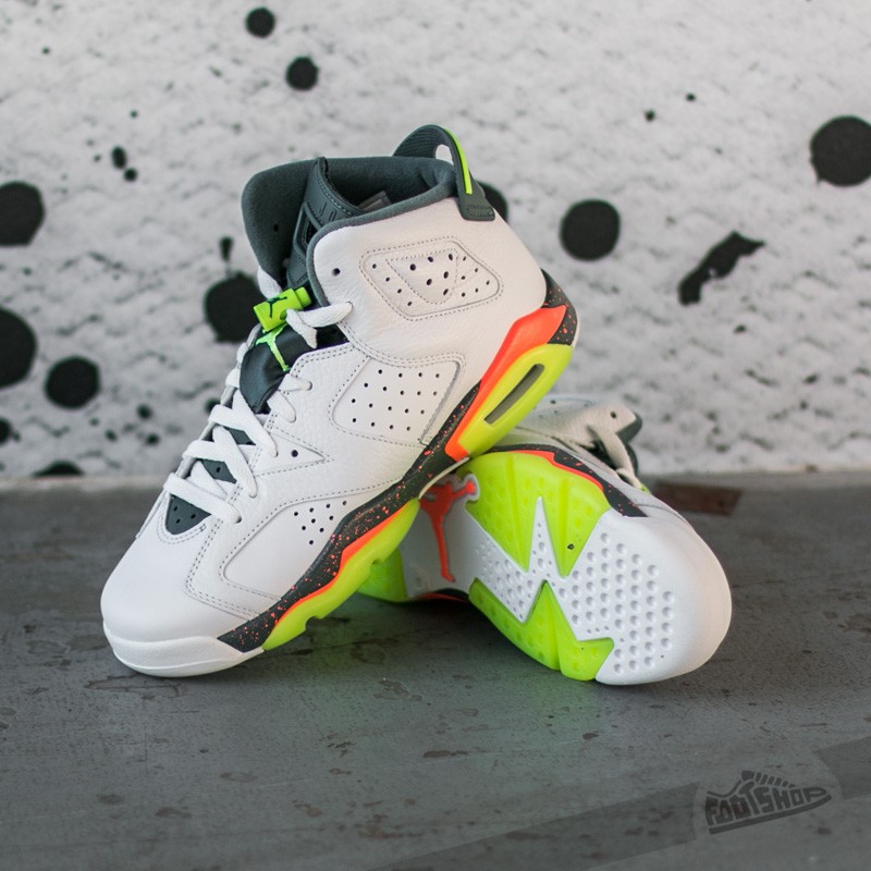 Women s shoes Air Jordan 6 Retro BG White Ghost Green Hasta