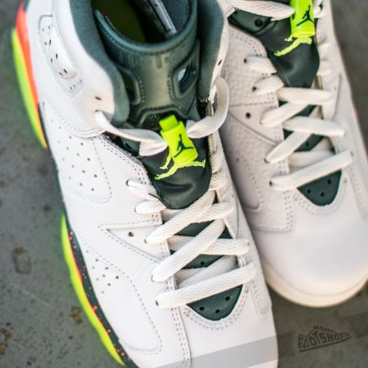 Air jordan retro 6 femme sales