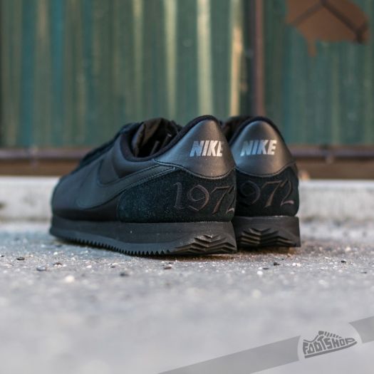 Nike cortez nylon uomo argento hot sale
