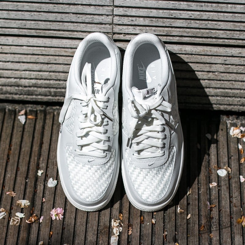 Scarpe donna Nike Air Force 1 LV8 (GS) Summit White/ Summit White-Summit White-Chrome