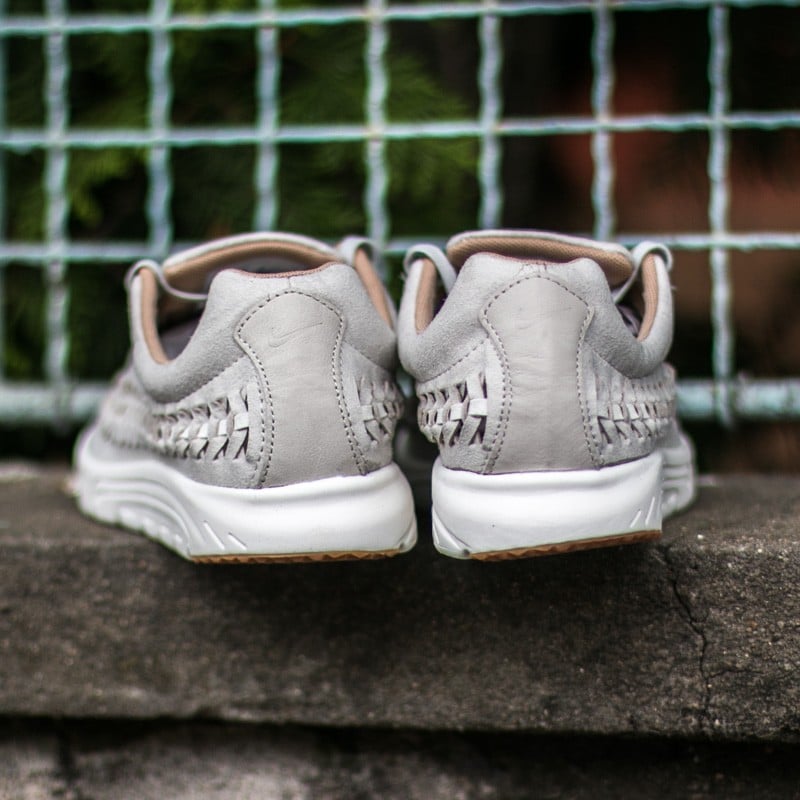 Women s shoes Nike WMNS Mayfly Woven Light Bone Sail Elm Footshop