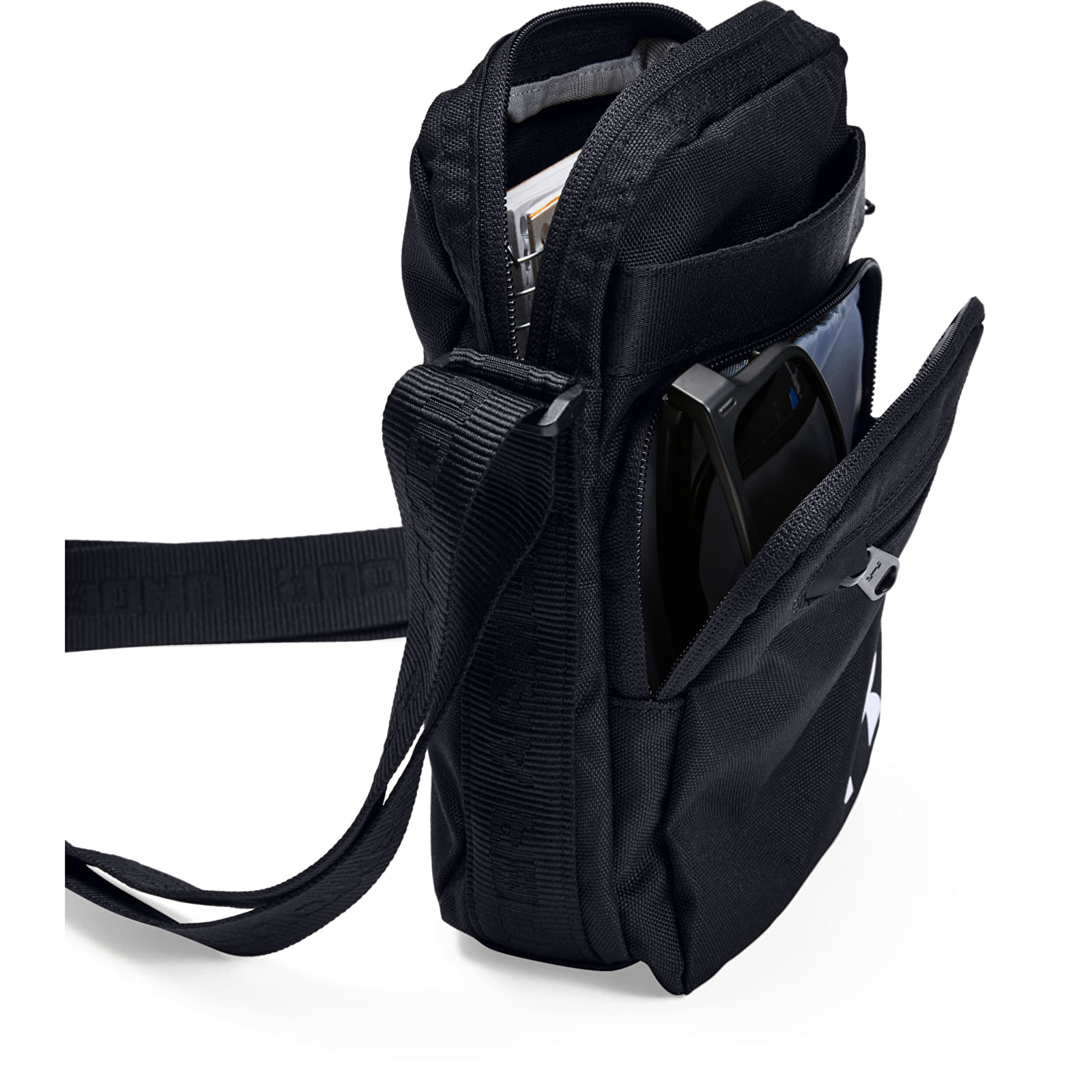 Torbe za čez ramo Under Armour Crossbody Black