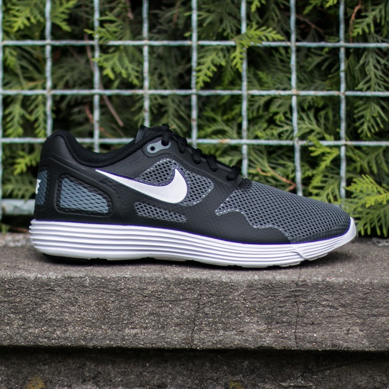 Pánské tenisky a boty Nike Lunar Flow SE Black/ White-Dark Grey