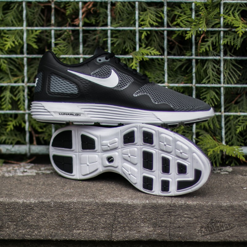 Pánské tenisky a boty Nike Lunar Flow SE Black/ White-Dark Grey