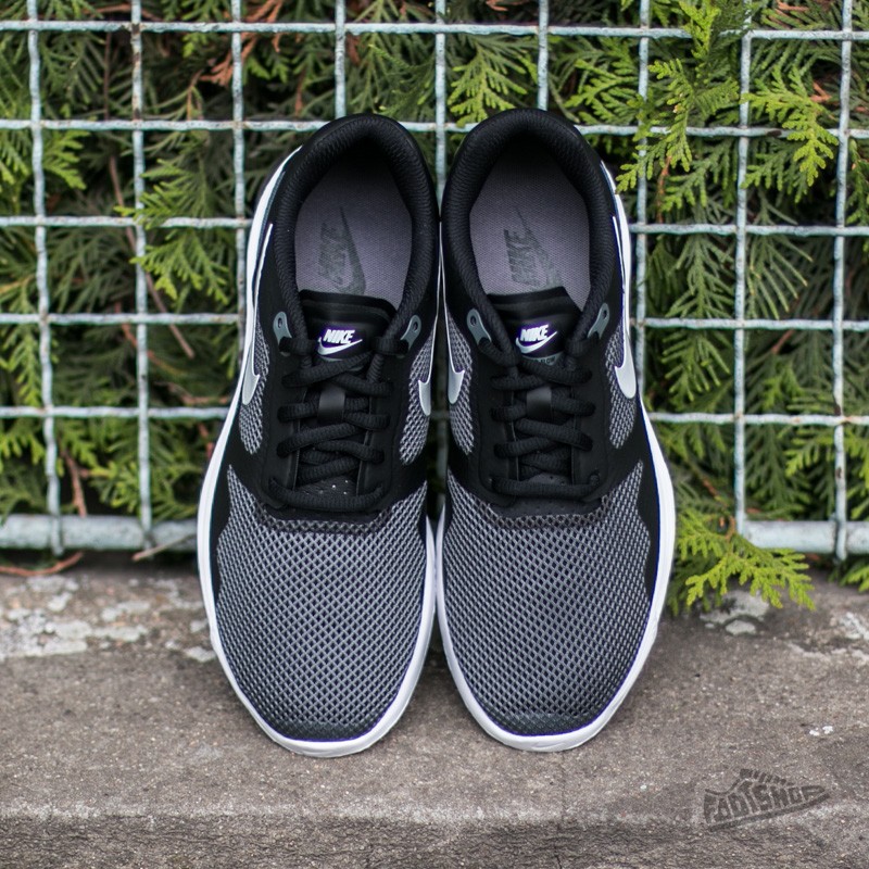 Pánské tenisky a boty Nike Lunar Flow SE Black/ White-Dark Grey