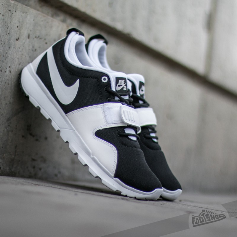 Chaussures et baskets homme Nike Trainerendor Black White Footshop