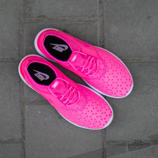 Nike juvenate 2025 pink