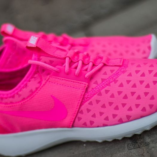 Nike Juvenate Roze best sale