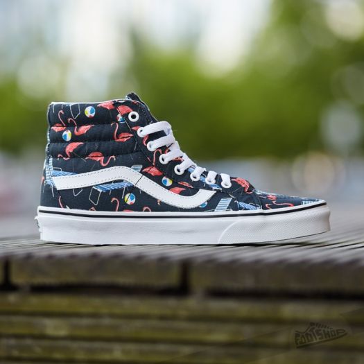 Vans pool 2025
