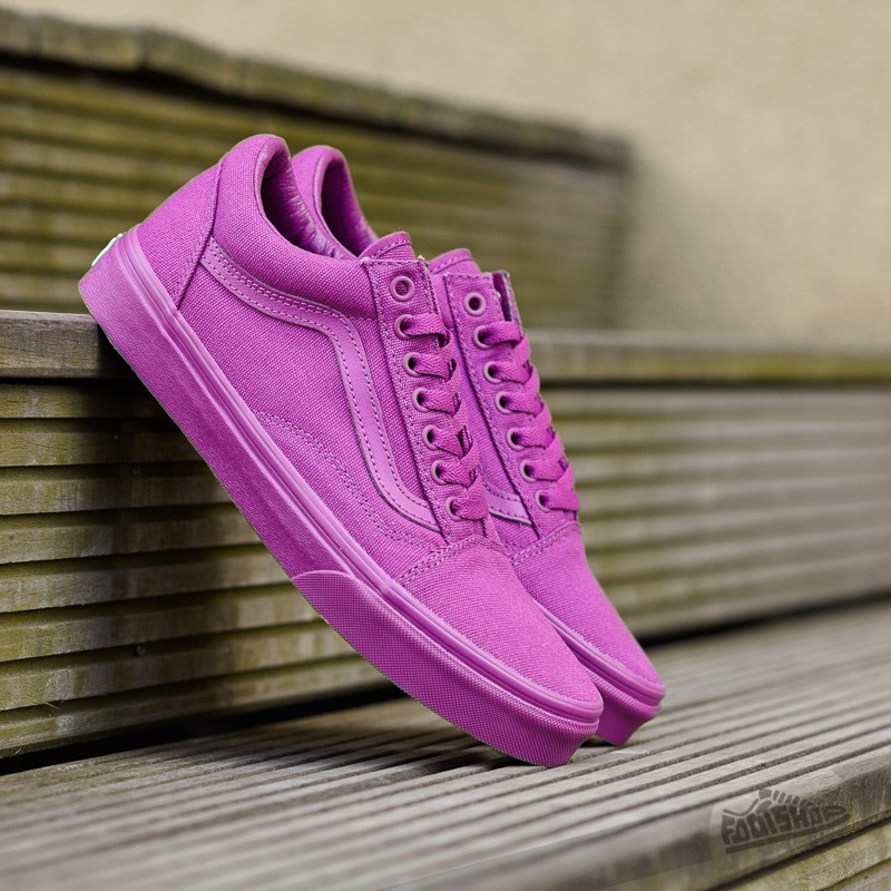 Pink mono vans top