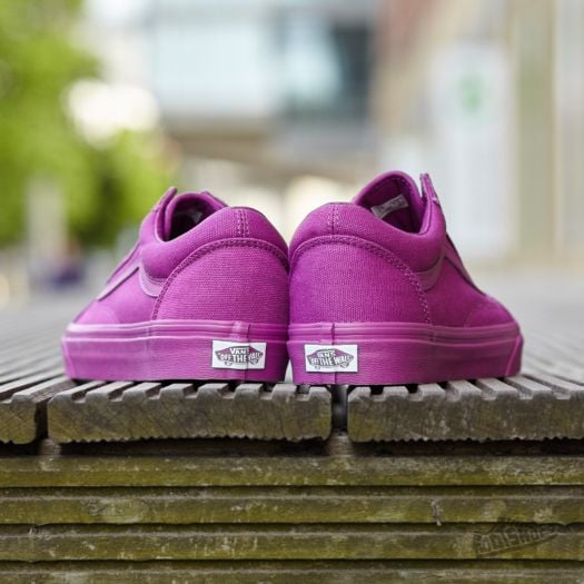 Mens purple vans hot sale