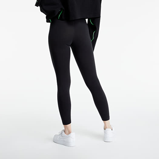 Nike Essential 7/8 Legging in Black