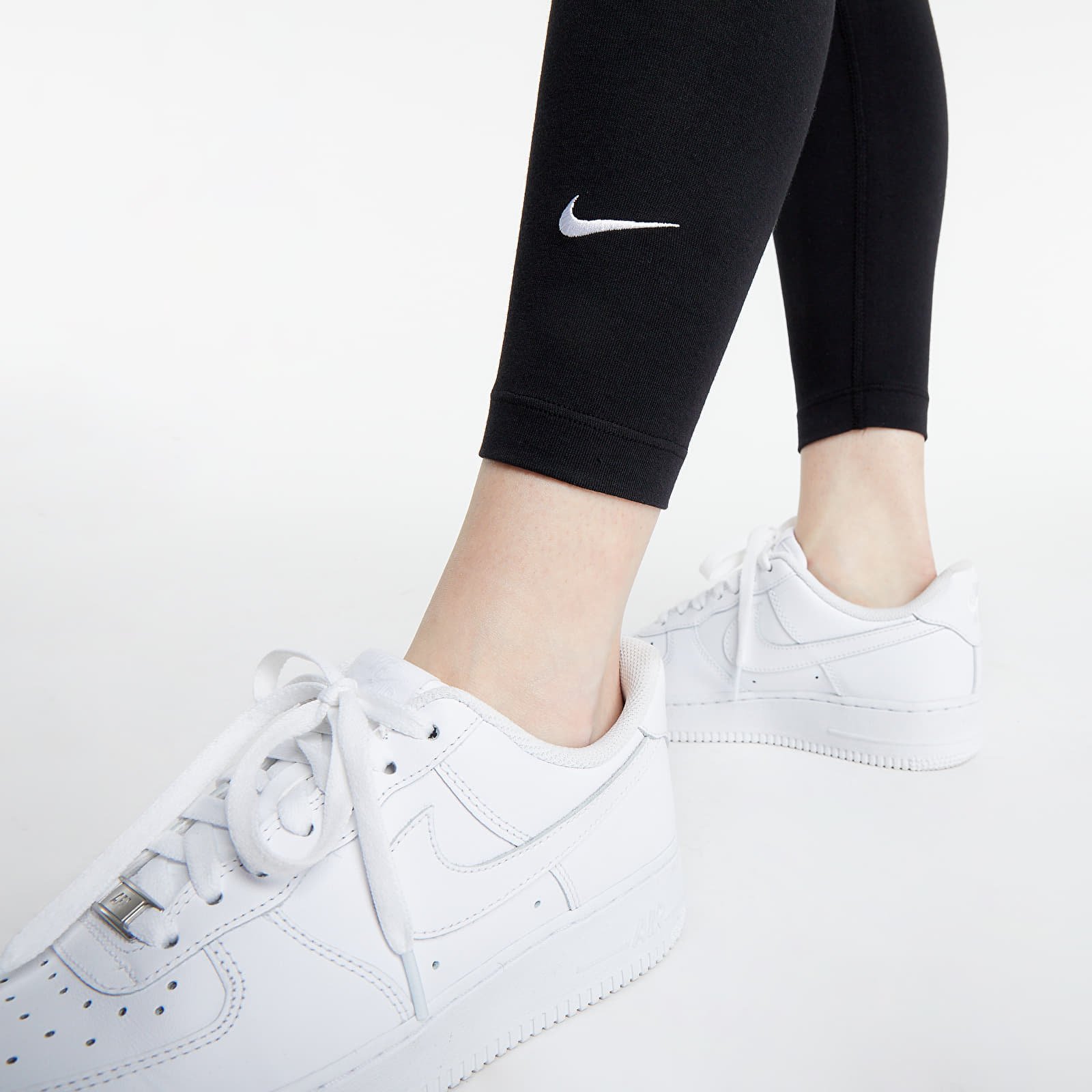 Leggings Nike Sportswear W Essential 7 8 Mid Rise Leggings Black