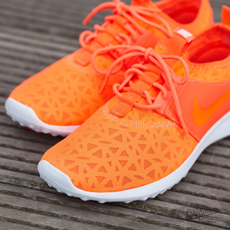 Nike store juvenate yellow