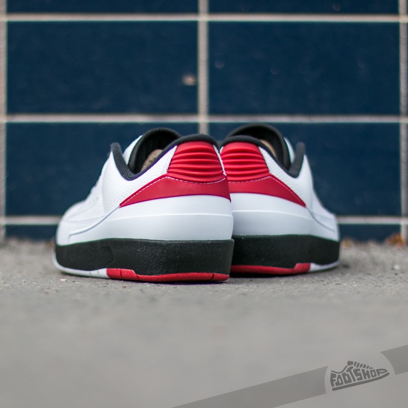 Zapatillas Hombre Air Jordan 2 Retro Low White/ Varsity Red-Black
