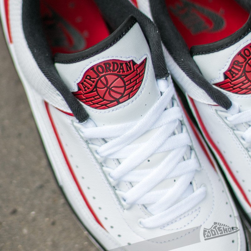 Zapatillas Hombre Air Jordan 2 Retro Low White/ Varsity Red-Black