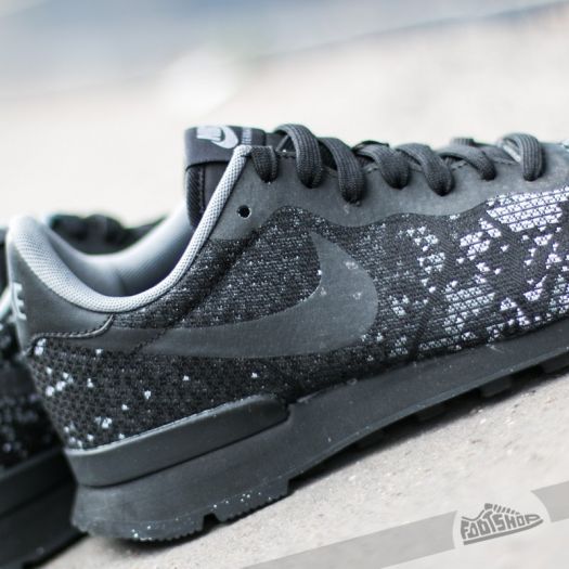 Nike internationalist jcrd qs 2025