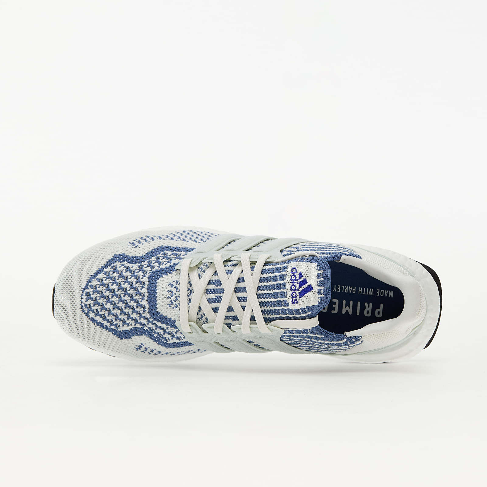 Ultra boost 4. non dyed white on feet on sale