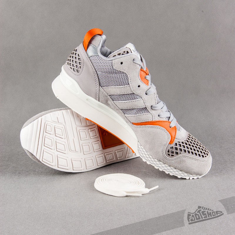 Adidas zx 930 naranja 2025
