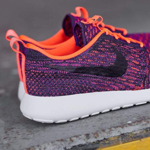 Nike Wmns Roshe One Flyknit