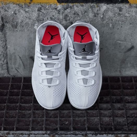 Jordan Reveal White Black Metallic Silver Infrrd 23