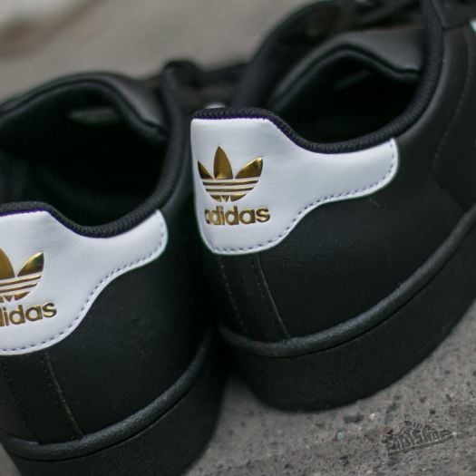 Superstar foundation differenze new arrivals